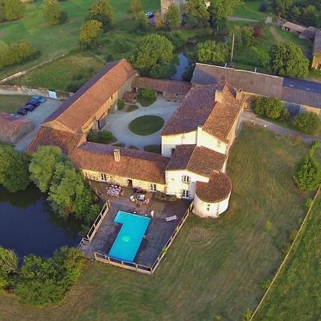 Les Chambres Du Logis Du Chatelier Bressuire Kültér fotó